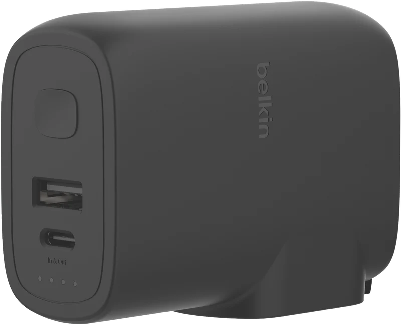 Belkin BoostCharge Hybrid Wall Charger 25W + Power Bank 5K + Travel Adapter Kit