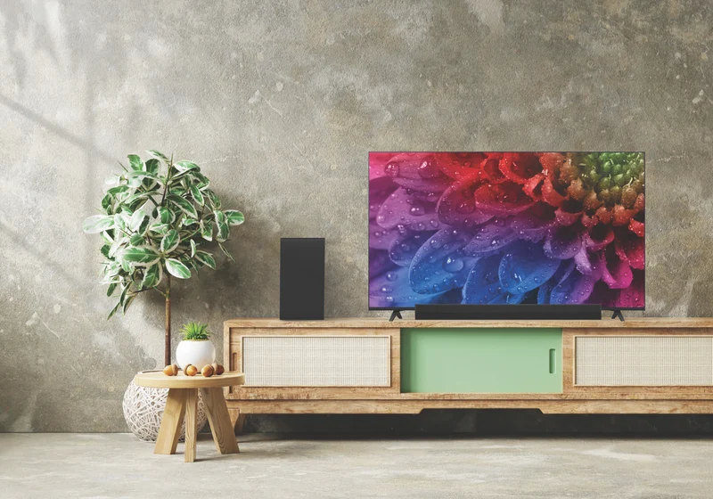 LG 50" UT8050 4K UHD LED Smart TV 24