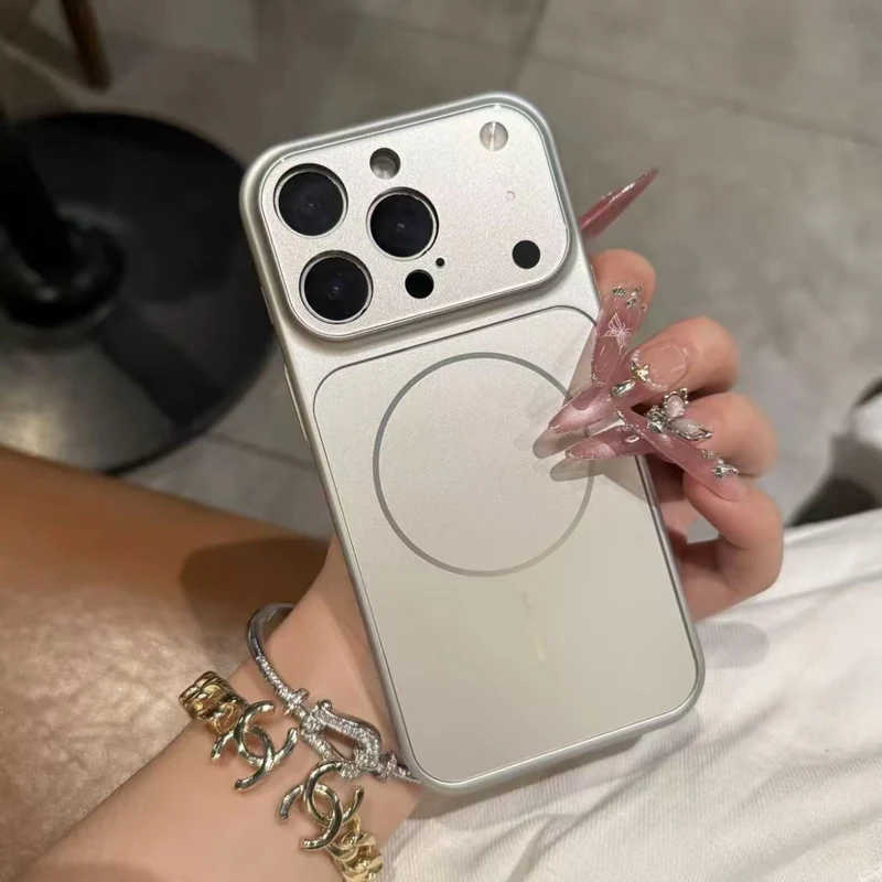 Coque Magnétique Mate pour iPhone 13 à 17 – Compatible Charge Sans Fil
