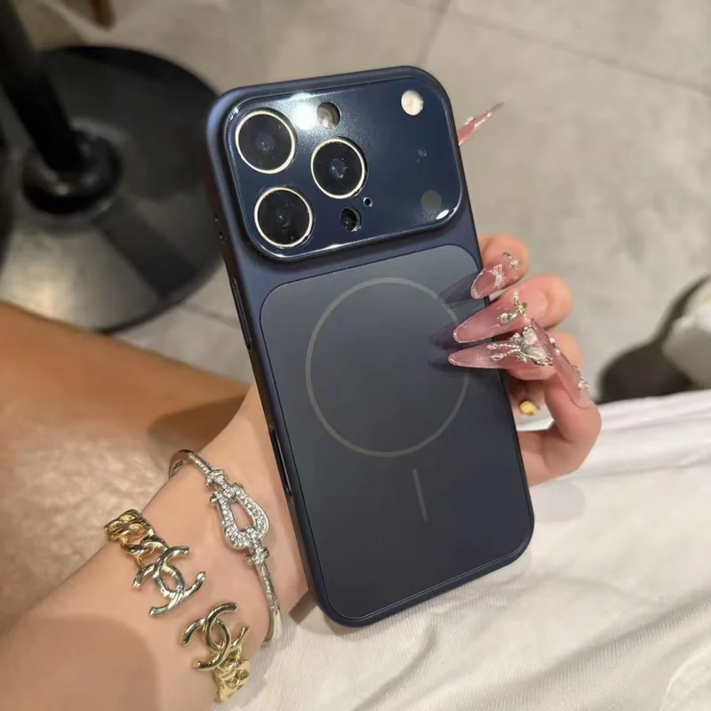 Coque Magnétique Mate pour iPhone 13 à 17 – Compatible Charge Sans Fil