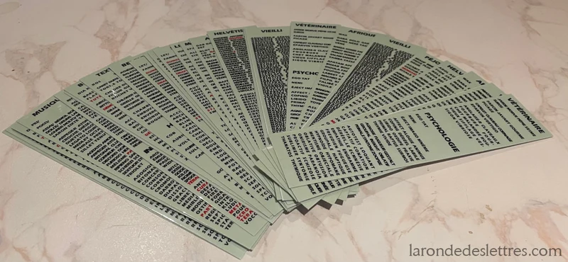 Kit Relooking 102 lettres (14€) ou Marque pages x 18 (9€)
