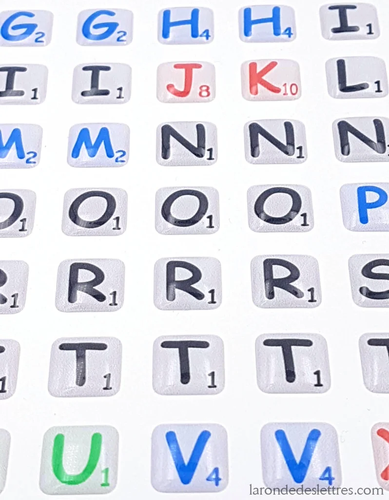 Kit Relooking 102 lettres (14€) ou Marque pages x 18 (9€)