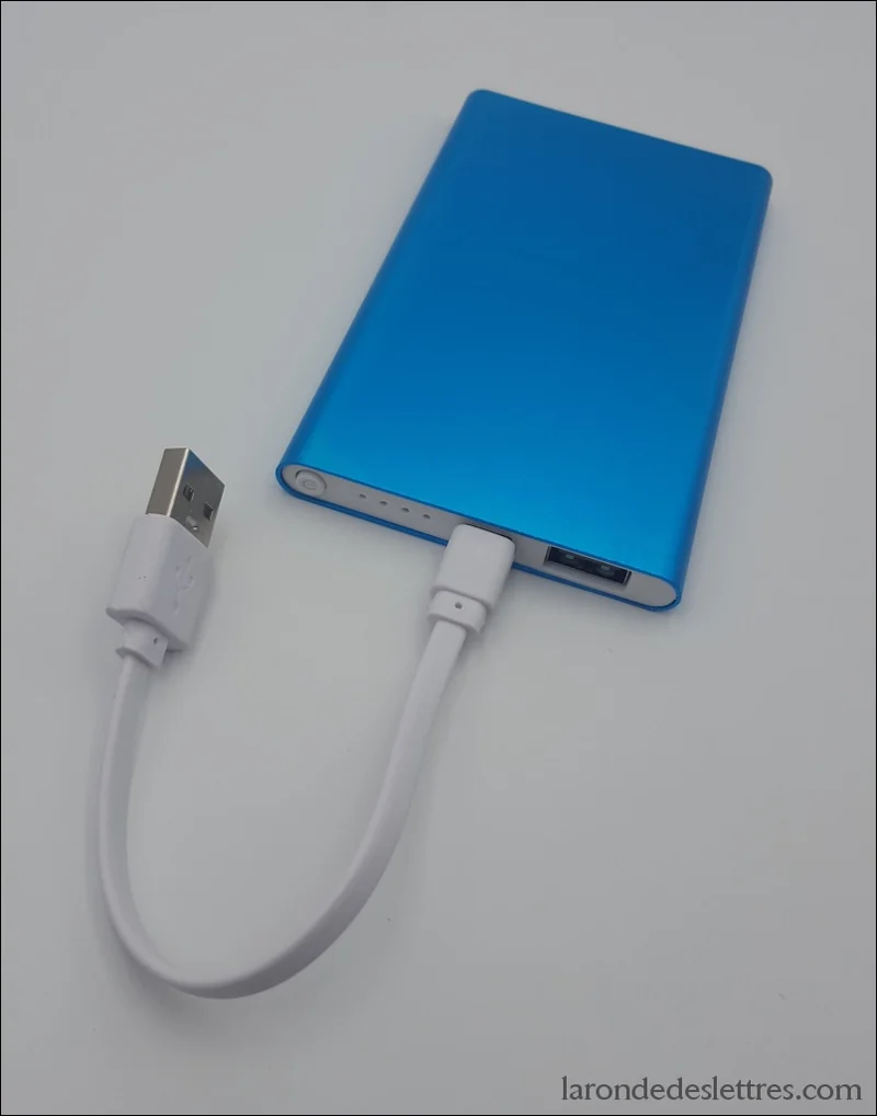 Batterie externe pour téléphone, tablette etc.